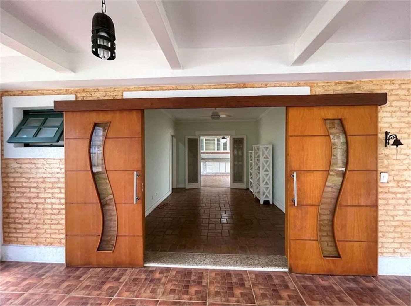Casa à venda com 4 suítes no condomínio Miollo da Granja, Cotia - SP
