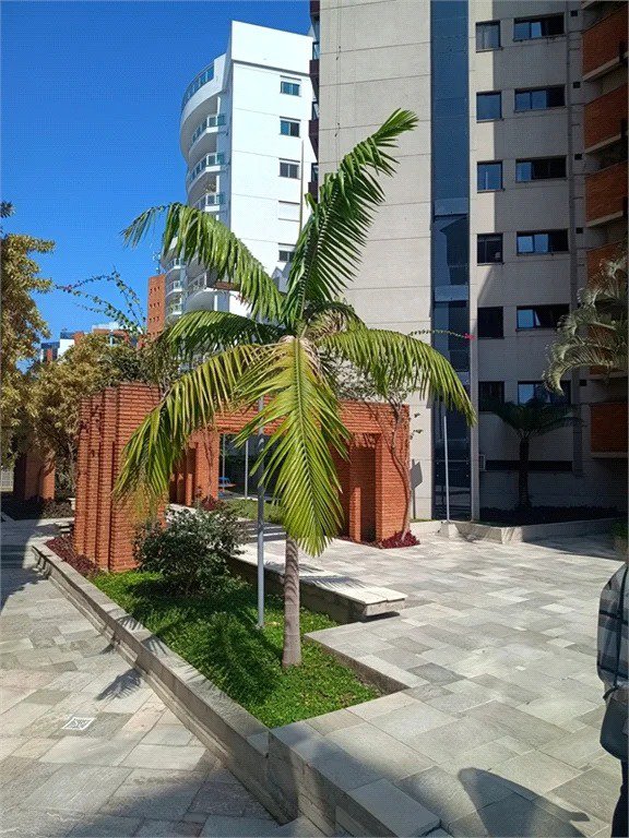Apartamento à venda com 3 suítes em Morumbi, São Paulo, SP