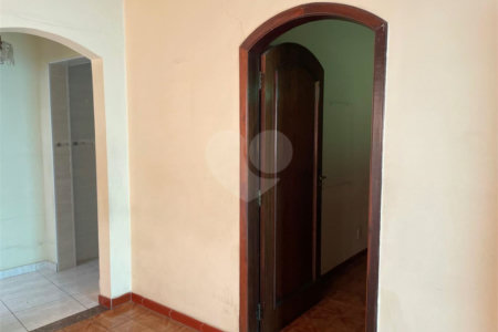 Casa à Venda com 120 m² | 2 Dormitórios | 3 Banheiros | Próximo ao Metrô Belém