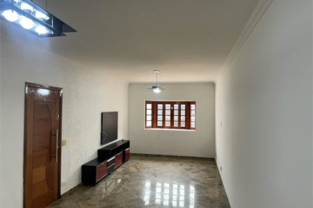 Sobrado à venda ou para alugar com 3 suítes em Vila Sônia, São Paulo, SP