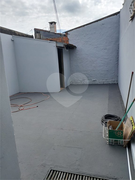 Sobrado á venda, com 03 Dormitórios, em Ibaté.