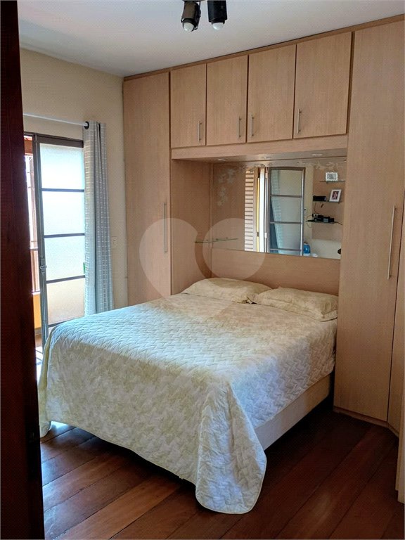 Sobrado com 3 quartos à venda com área gourmet completa e 5 vagas de garagem – Santa Marta - São Carlos/SP