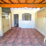 Casa Térrea para Venda – Bairro Vila Avaí, Indaiatuba - com 02 quartos- 01 banheiro-sala -cozinha-quintal e garagem 0 1carro