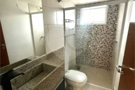 Apartamento com 138m², 3 dormitórios, sendo 3 suítes, 2 vagas de garagem, à venda na Vila Valparaiso em Santo André.