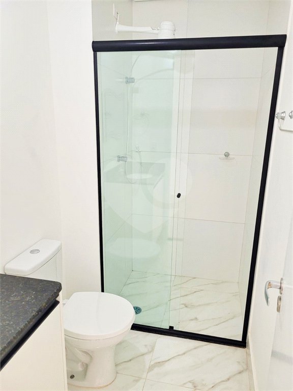 Apartamento a venda em Mirandopolis com 1 quarto, banheiro e cozinha, sem garagem