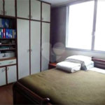 Apartamento próximo ao Metro com 03 dormitórios e 01 Suíte, 2 vagas á venda na Vila Mariana!