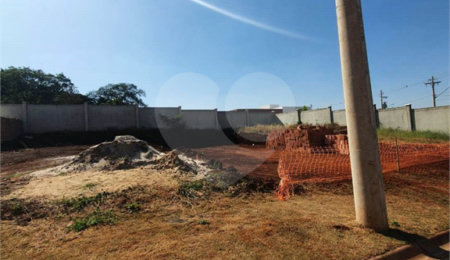 Terreno à venda no condomínio Tivoli, Araraquara - SP