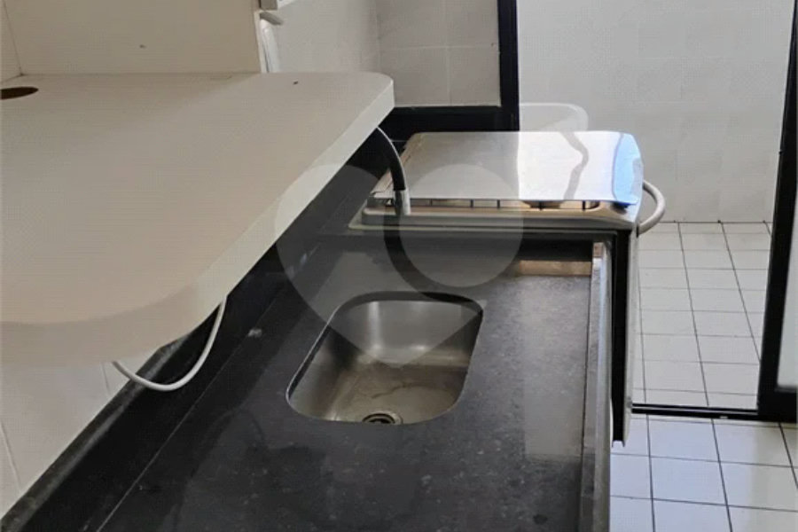 Vende-se apartamento na Vila Mascote