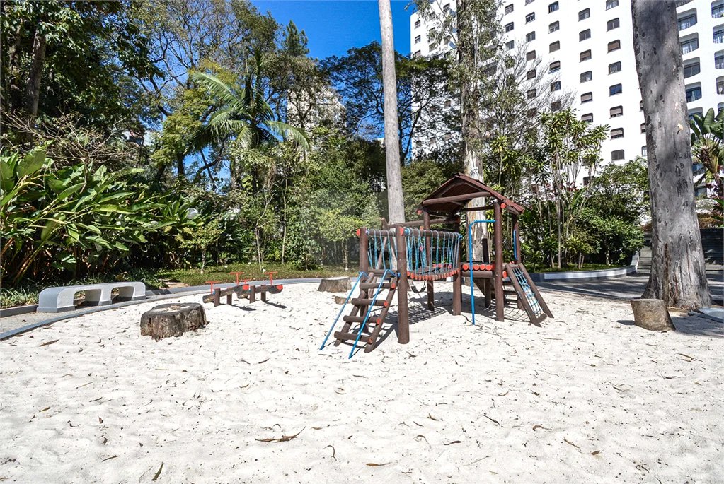 Apartamento à venda com 3 quartos, sendo 1 suíte, em Granja Julieta, São Paulo, SP