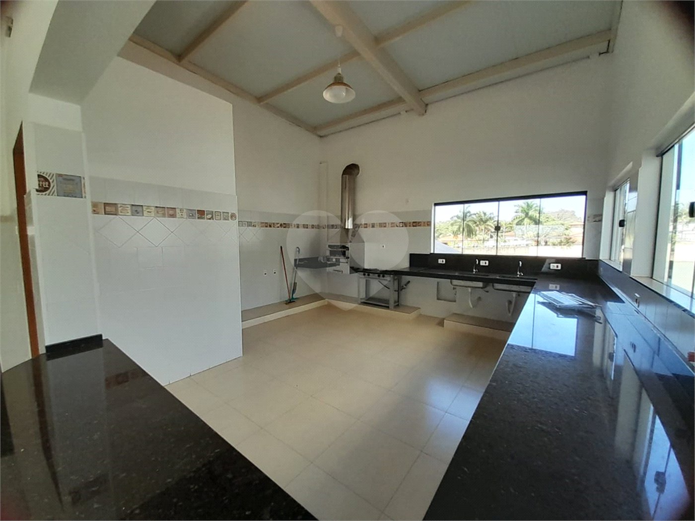 Galpão Industrial no Jardim Tangará - 1.714,91 m² de Área Útil