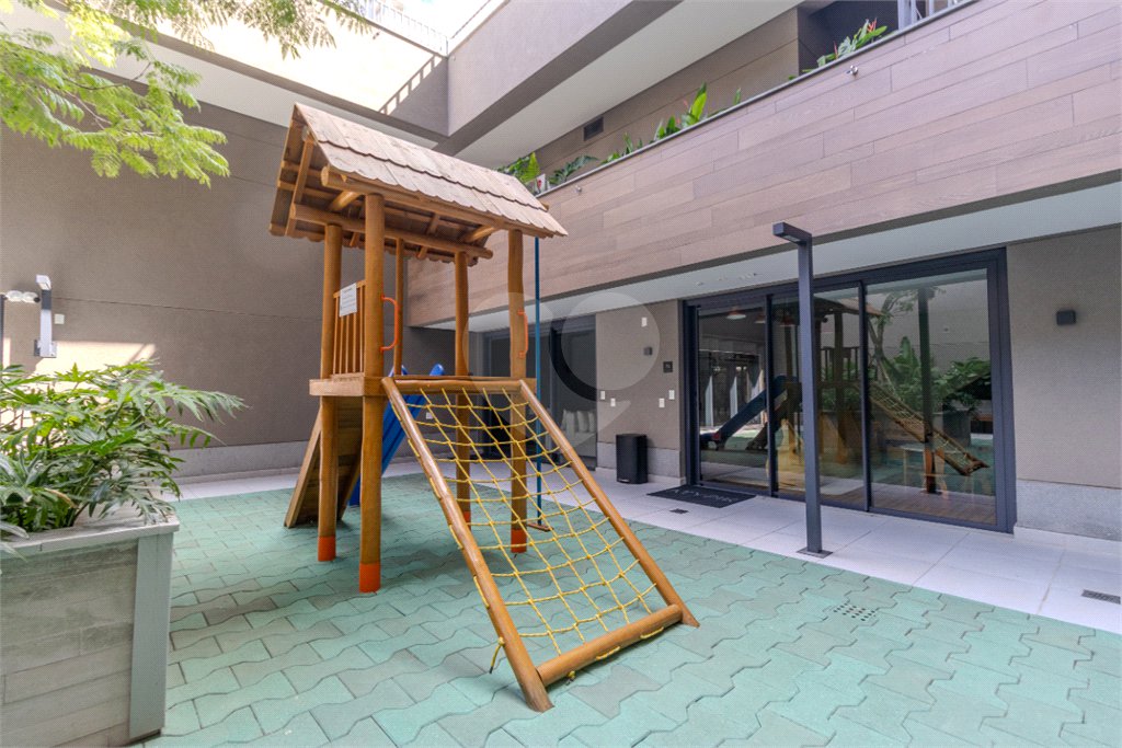 Apartamento à venda com 3 suítes em Campo Belo, São Paulo, SP
