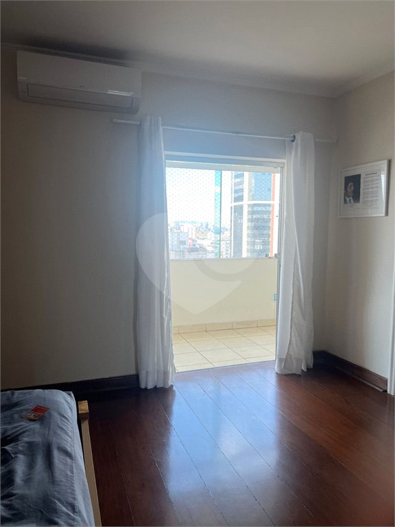 Cobertura penthouse com 486 m², 5 dormitórios e 2 vagas em ótima localização