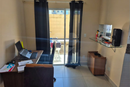 Casa em condomínio à venda em Valinhos no Residencial Santa Elisa com possibilidade de permuta por apartamento