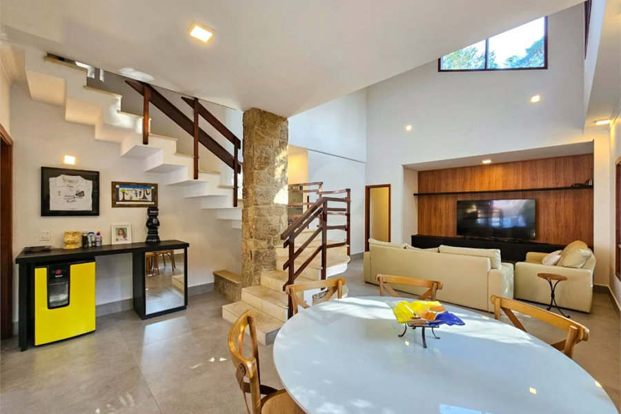Casa à venda com 6 quartos, sendo 4 suítes, em Riviera de São Lourenço, Bertioga, SP