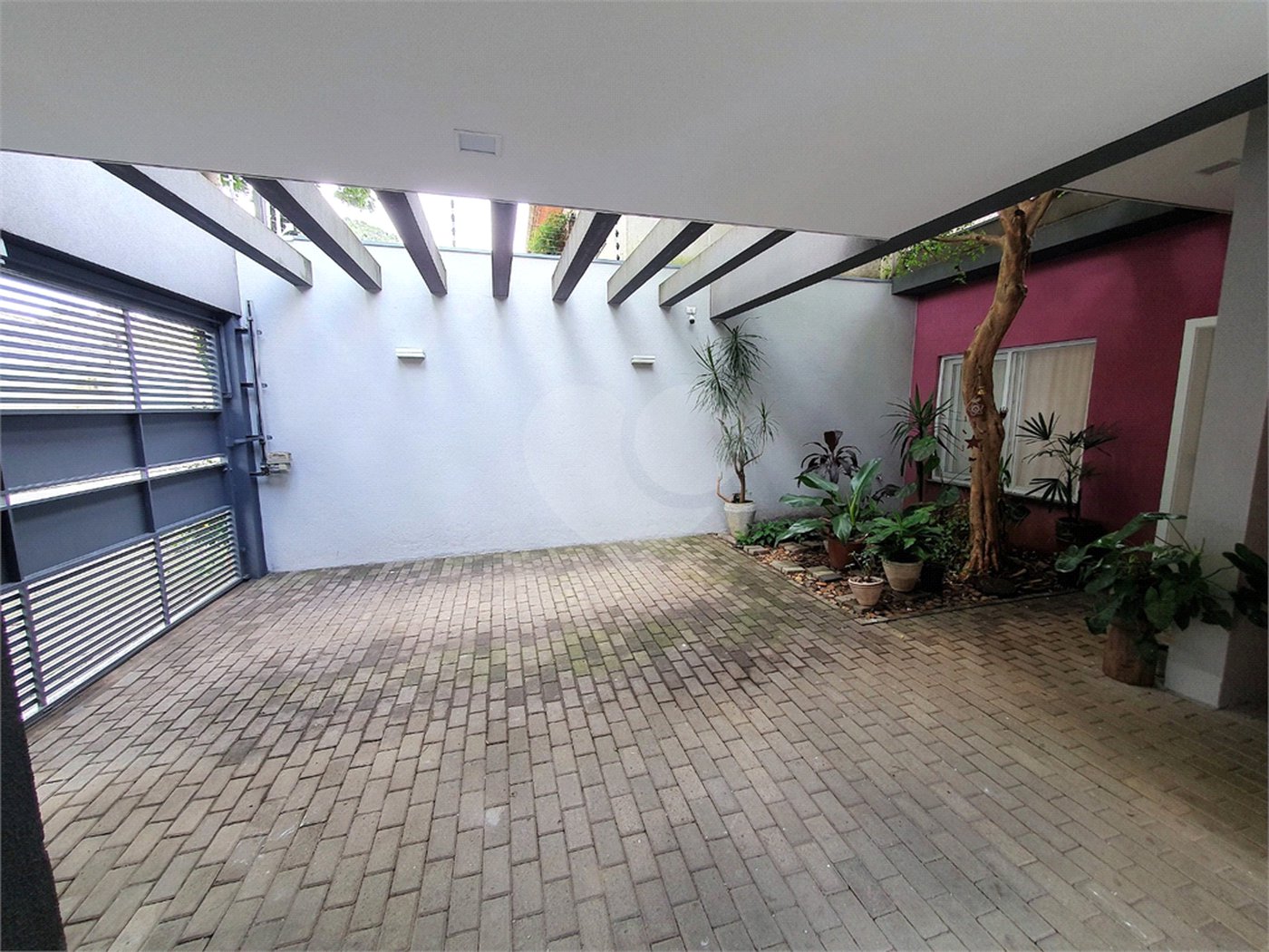 Casa Nova na Saúde c/380m2 de construção - 6 Quartos/4 suítes/4 Vagas na garagem