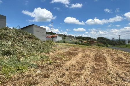 Terreno à Venda no Residencial Bosque dos Tamanduás – Descalvado/SP