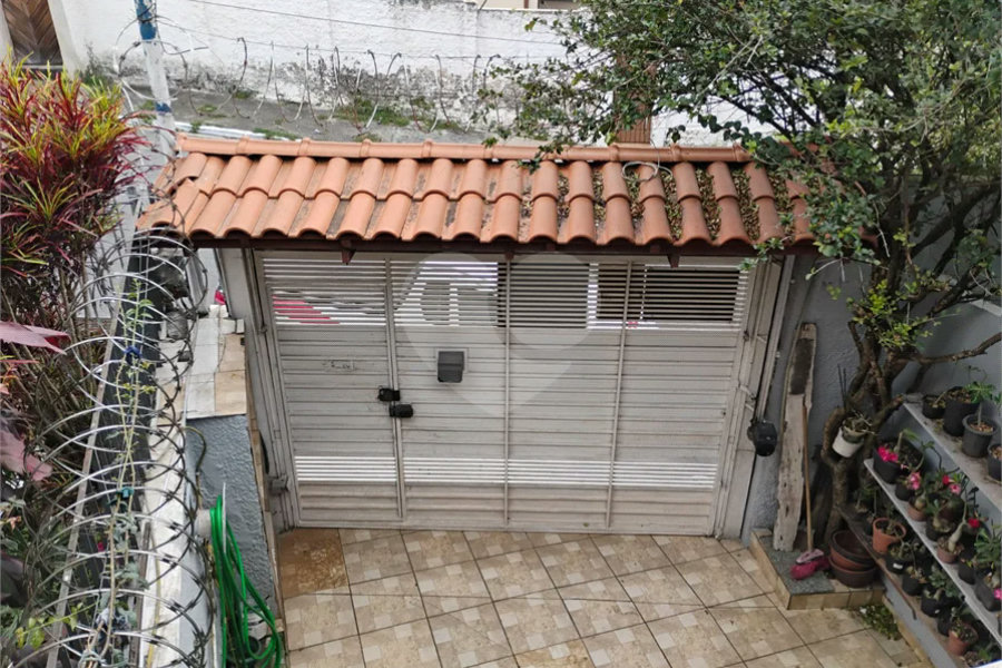 Vende-se casa na Vila Santa Catarina - Excelente oportunidade para investimento e geração de renda
