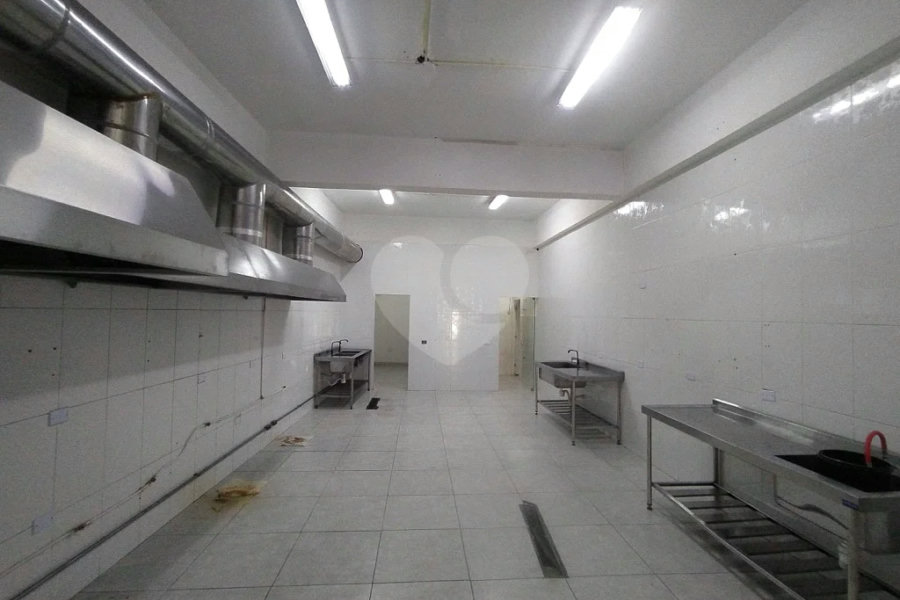 Prédio à venda em Imirim, São Paulo, SP