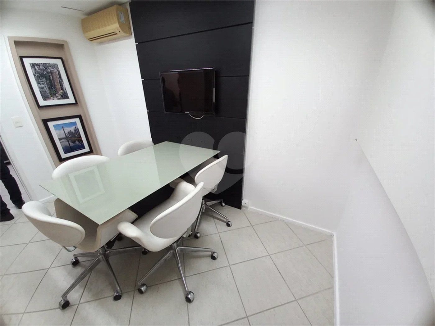 Sala comercial mobiliada para locação no Paraíso