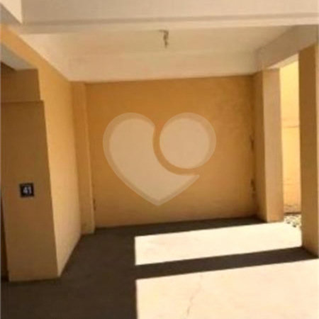 Investimento Certeiro na Gleba 1: Apartamento 1 DormItório, Quintal e Localização que Aluga Fácil