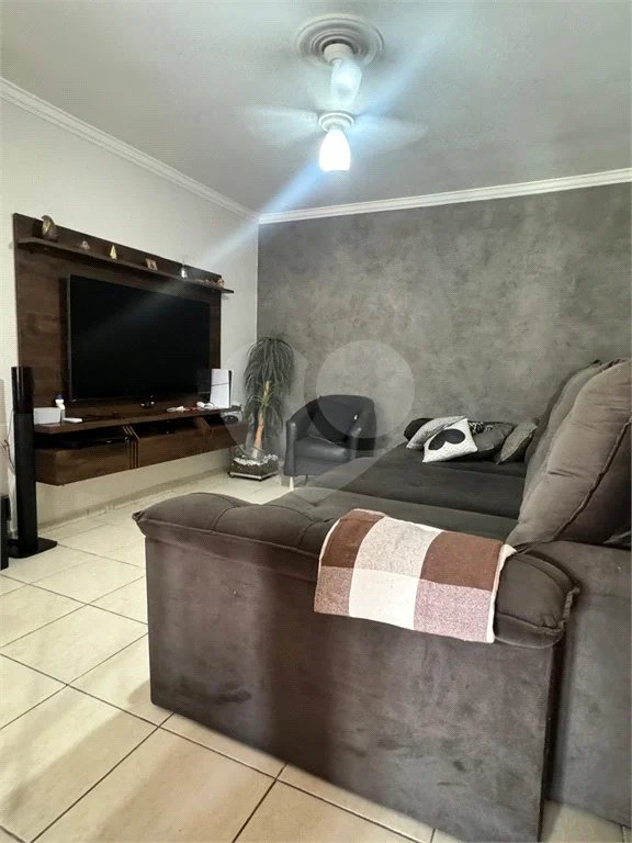 Belíssimo sobrado estilo edícula com 5 dormitórios, à venda na Nova Piracicaba em Piracicaba/ SP.
