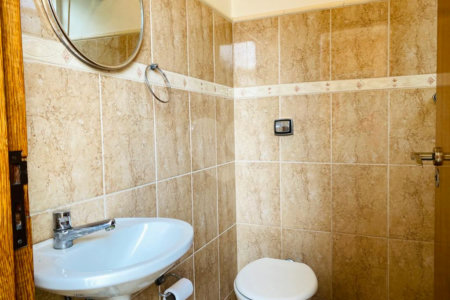 Sobrado à venda com 5 quartos, sendo 1 suíte, em Interlagos, São Paulo, SP