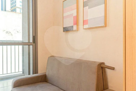 Apartamento - Prox Paulista - 1 quarto - varanda - 1 banheiro - sem garagem