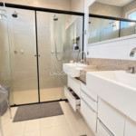Casa à venda com 4 quartos, sendo 3 suítes, no condomínio Portal das Àguas, Três Lagoas - MS