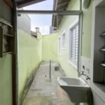 CASA EM CONDOMINIO 84M², 3 DORMITORIOS, 1 BANHEIRO, 2 VAGAS - BAIRRO CIDADE SALVADOR - JACAREÍ/SP.