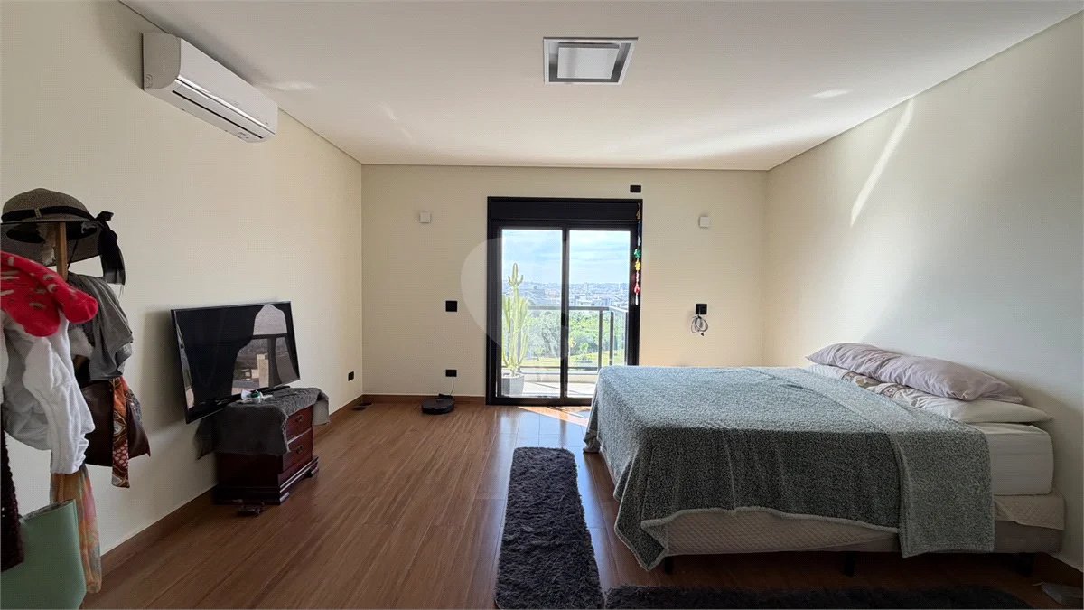 Casa de alto padrão com 3 suítes no Condomínio Damha 2,