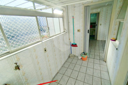 Apartamento para alugar na Vila Mariana, 2 quartos, 2 banheiros, 2 vagas