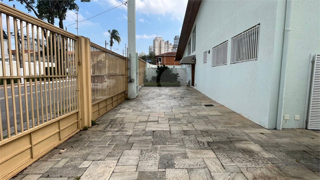 Casa à venda com 3 suítes em Vila Cordeiro, São Paulo, SP