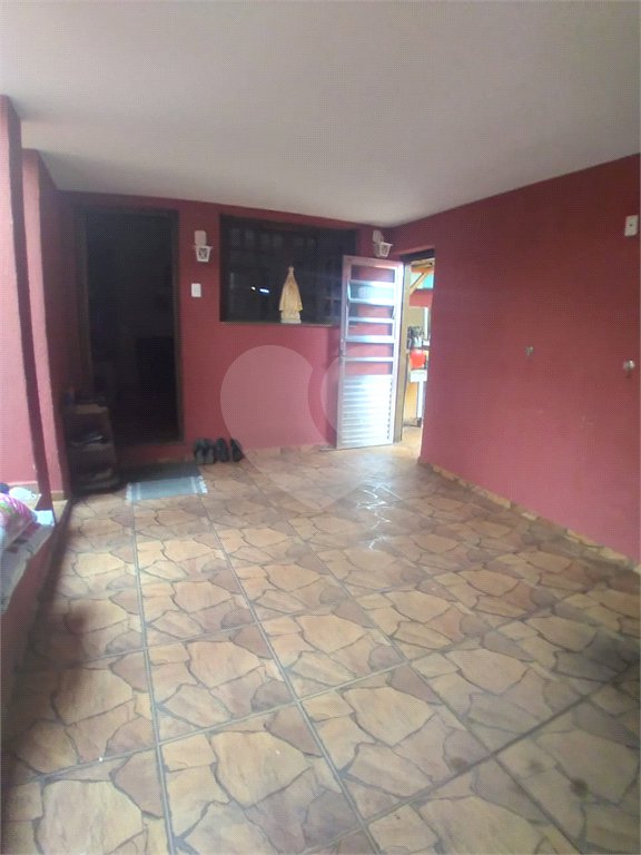Casa + salão comercial na Vila Vista Alegre