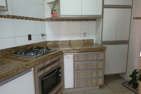 Linda casa em ótima localização!!