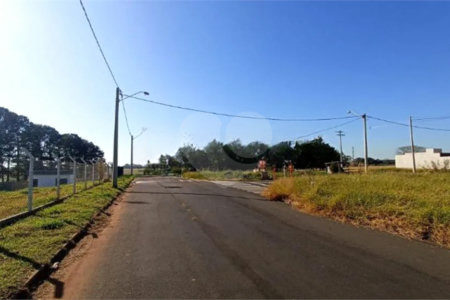 Lote para venda no Jardim dos Ipês no distrito de Água Vermelha/SP.