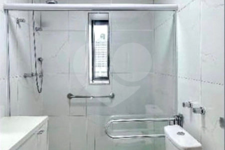 Apartamento à venda - Anália Franco