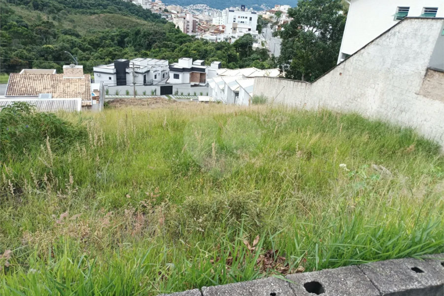 Vende terreno de 346,00m2 - ótima localização