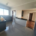 Apartamento Cobertura, no Condomínio Porto Sol.