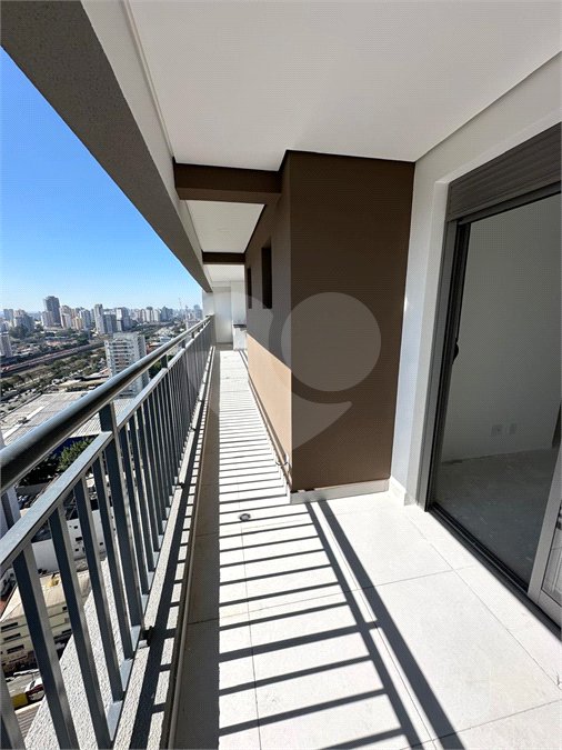 Apartamento com 125m², 3 dormitórios, sendo 3 suítes, 2 vagas, à venda na Moóca.