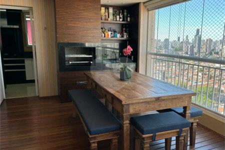 Apartamento à venda Mooca, 149m², andar alto, 3 suítes, 2 vagas, varanda gourmet, lazer
