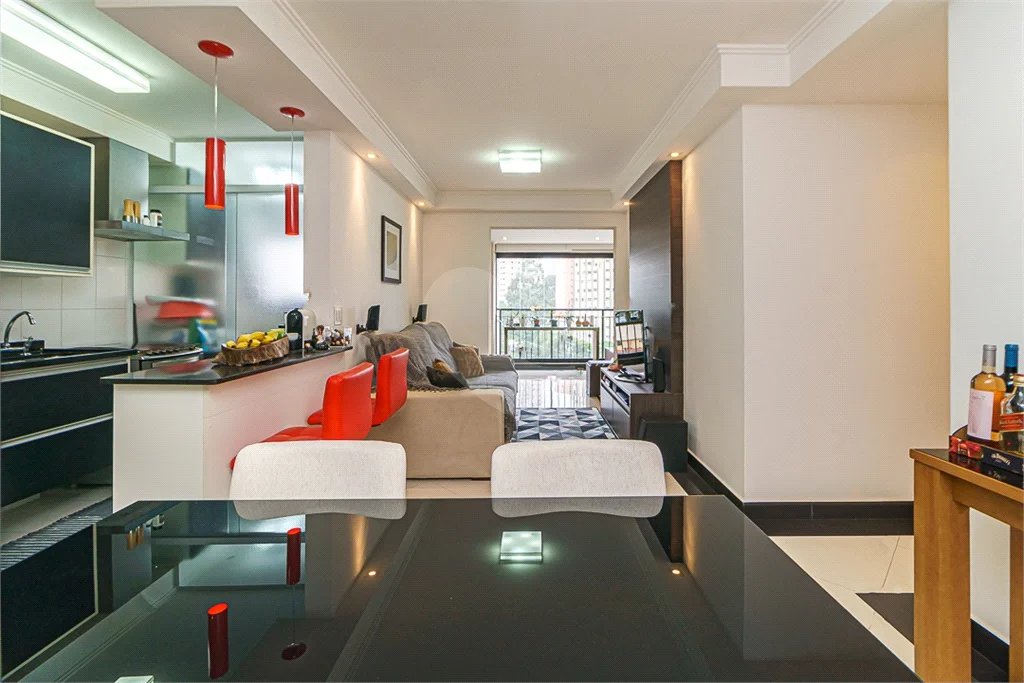 Apartamento à venda com 3 quartos, sendo 1 suíte, em Jardim Prudência, São Paulo, SP