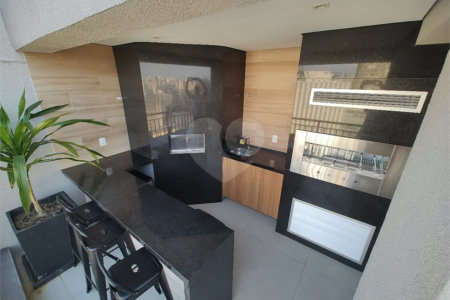 Studio Mobiliado na República – 22m² com Varanda