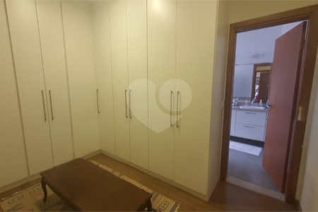 Casa no condomínio Damha II á venda!