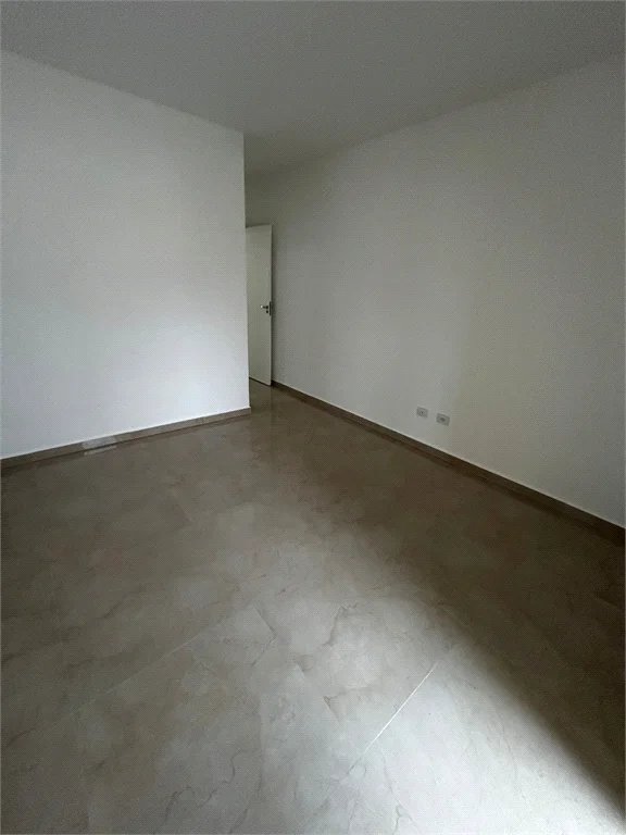 Sobrado à venda com 3 quartos, sendo 1 suíte, em Butantã, São Paulo, SP