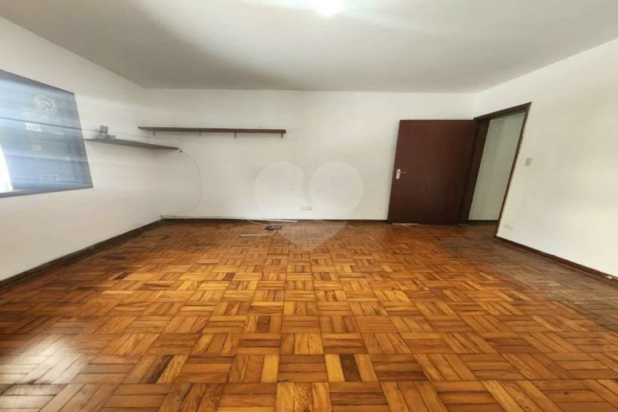 Casa espaçosa, ótima para se viver com qualidade