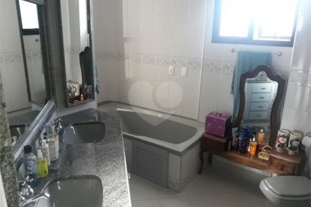 Vendo Excelente apartamento no Centro de São Carlos SP