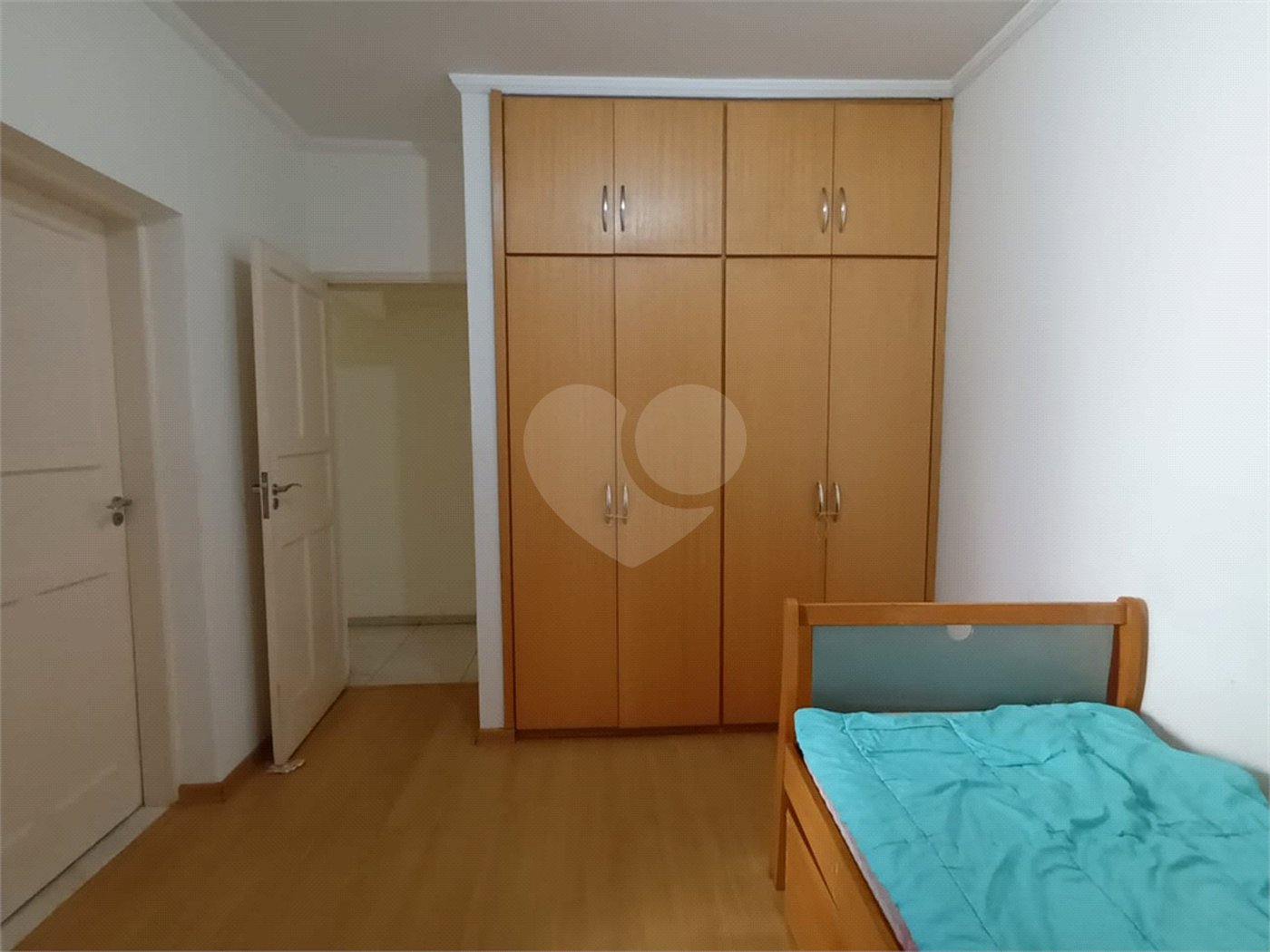 Casa térrea com duas edículas para venda - Saúde, SP.