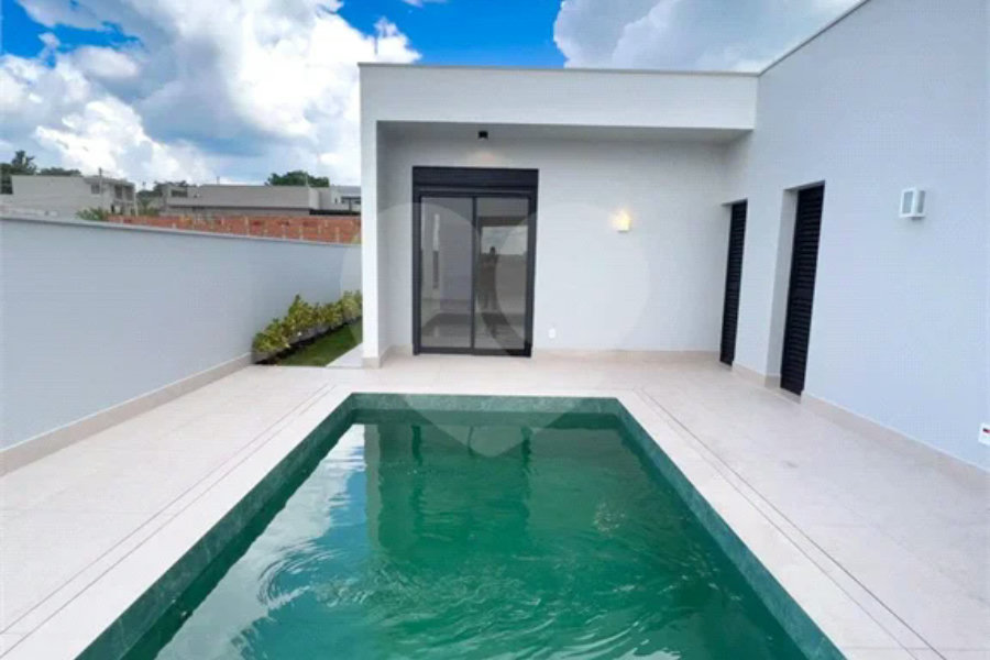 Belíssima casa à venda no Damha 2 de Piracicaba.