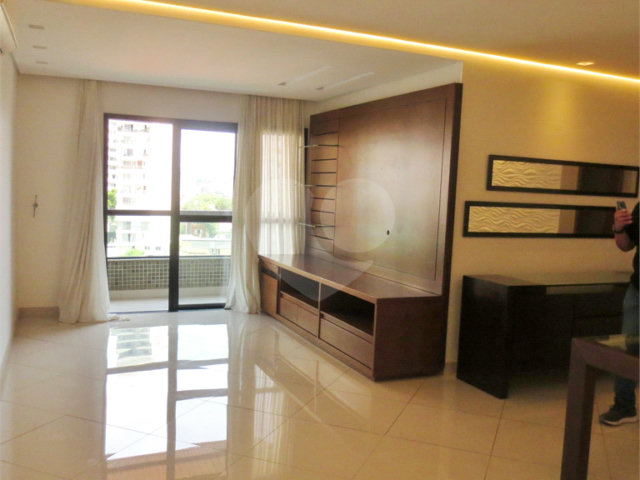 Apartamento à venda com 4 quartos, sendo 1 suíte,  em Vila Mariana, São Paulo, SP