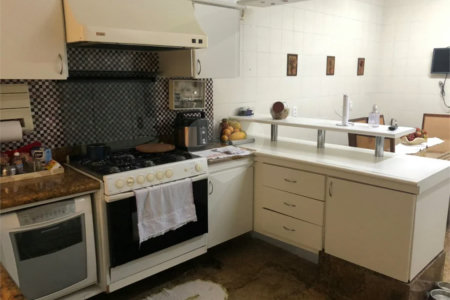 Sobrado com 363m² à venda no Alto da Moóca - 3 suítes e 6 vagas.